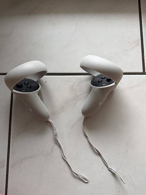 Casco VR: Meta Quest 2 – Usato da Lengnau AG venduto da Golf_2 1