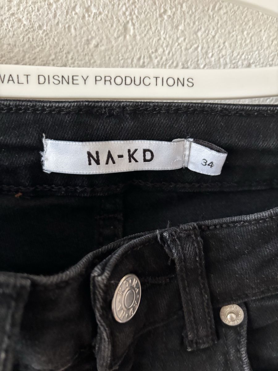 Na-kd Jeans: Jeans Hose NA-KD Gr 34 – Usato da Boniswil venduto da Biancaneve91 1