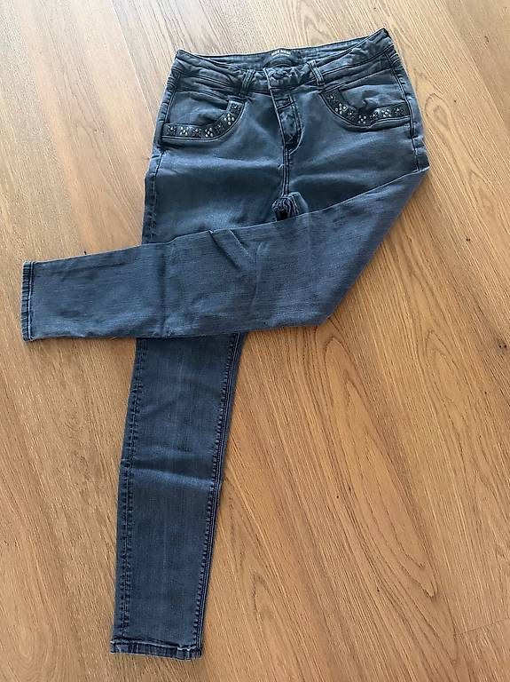 Pantaloni: Dunkel Hose, Grösse 31 – Usato da Volketswil venduto da zjctcler 1
