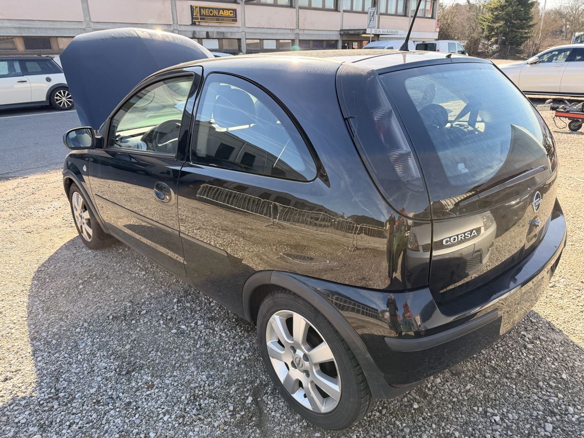 Opel Automobili: Opel corsa 1.2 essence – Usato da Vernier venduto da rod_vmf2 2
