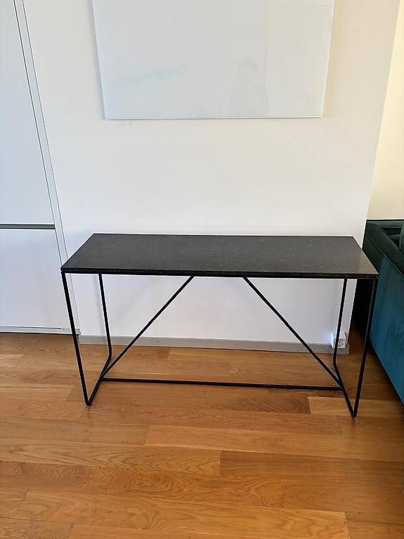 Scrivanie: Black marble desk – Usato da Zürich venduto da mar_lz8m