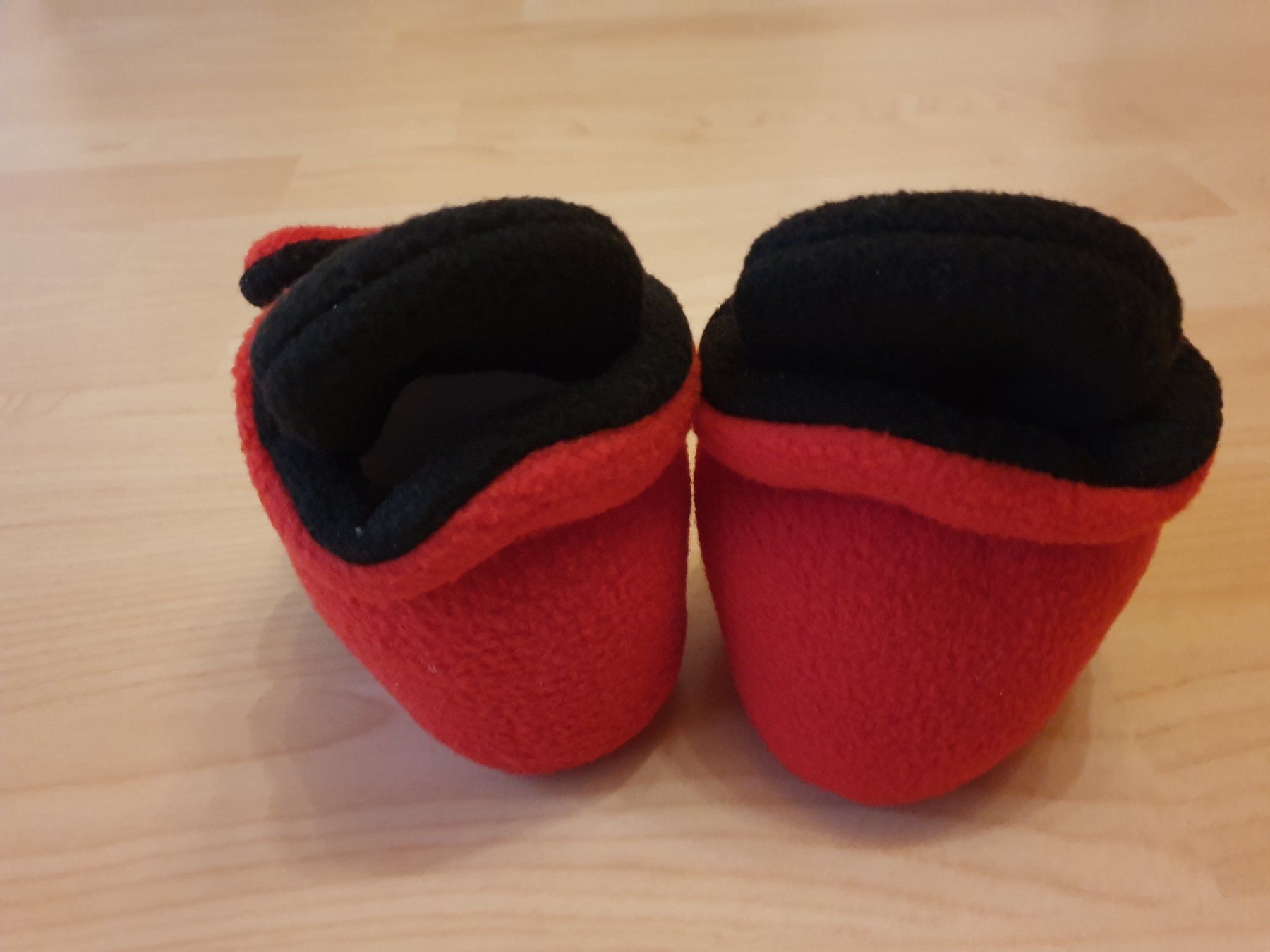 Chaussures garçon: Filzschuhe grösse 20 – Neuf (Voir description) à Reutigen par Easy0807 2