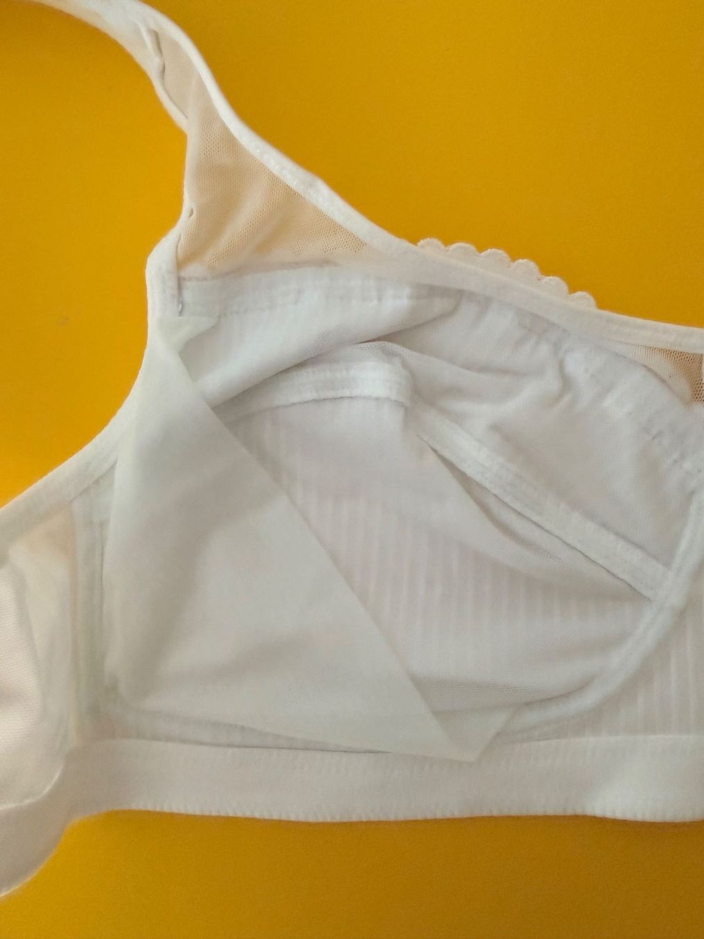 Lascana Altra biancheria intima: LASCANA, Soft-BH, Grösse 85D, Farbe Weiss – Nuovo e nell'imballaggio originale da Rudolfstetten venduto da gst_g7xl 8