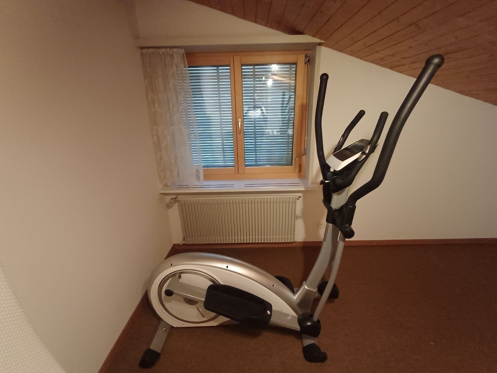 Horizon Hometrainer: Crosstrainer Horizon Syros Pro Trainingscomputer gut erhalte – Usato da Nunningen venduto da mon_9ppw
