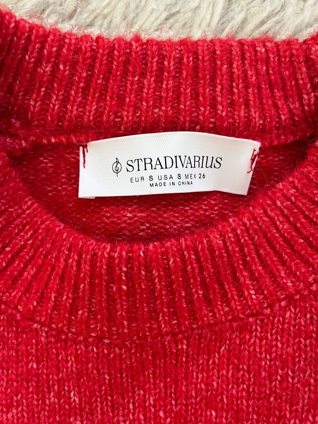 Stradivarius Maglioni & Felpe: Pullover Stradivarius Gr. S - M – Usato da Utzenstorf venduto da Ismaele 2