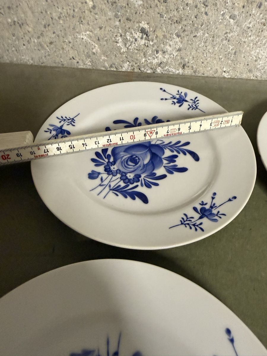 Teller: 4 Stempellose Porzellan Teller – Gebraucht aus Birmenstorf AG von Pat_roll 1