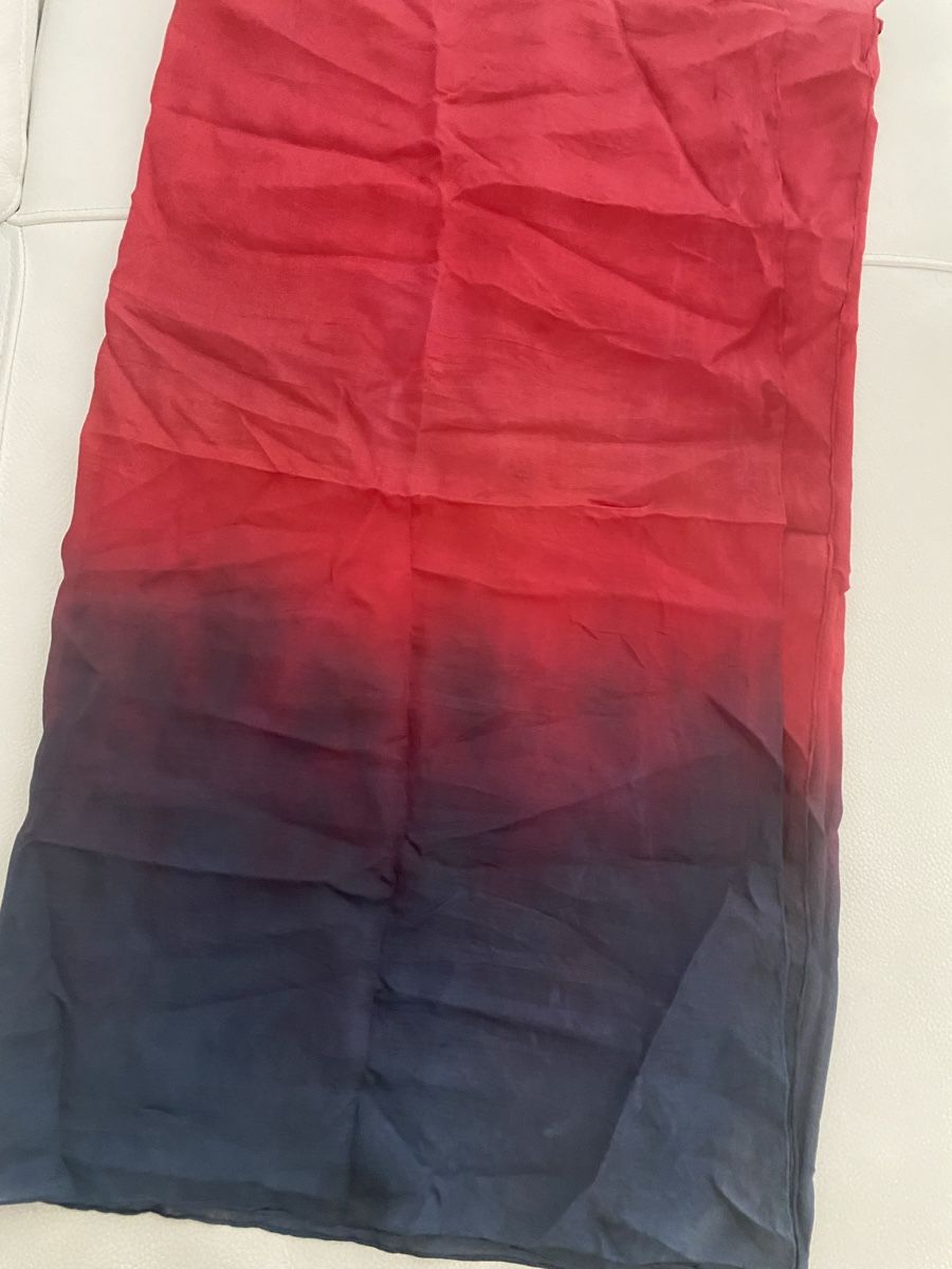 Foulard & Sciarpe: Grosse Seiden Schal 🌸 – Usato da Opfikon venduto da Luis144 3