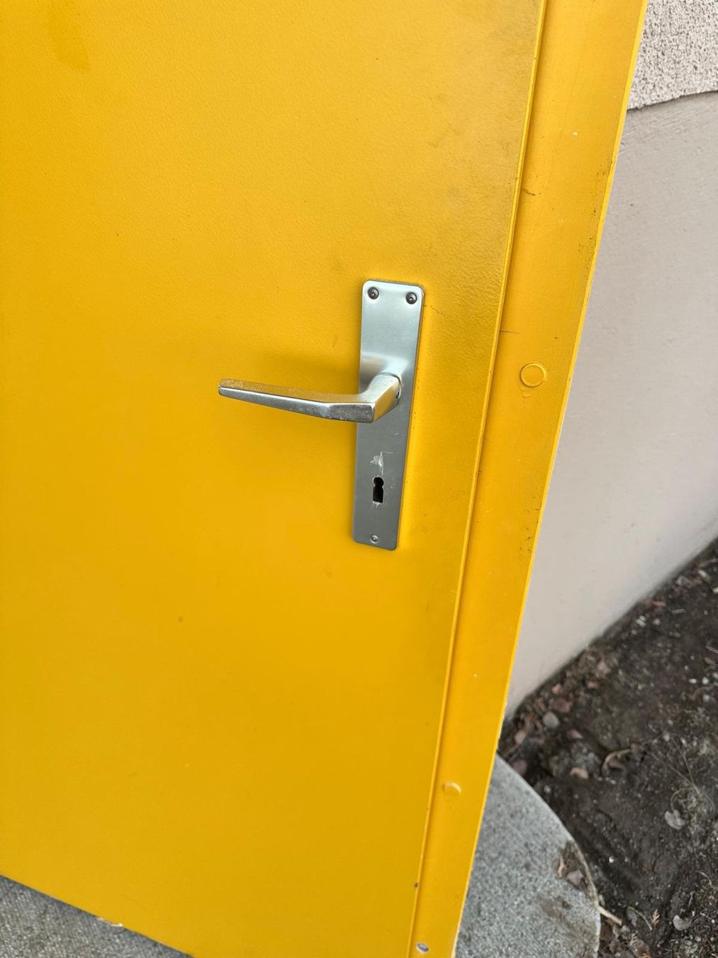 Porte: Zimmertüre mit Rahmen – Usato da Spreitenbach venduto da Space_X 5