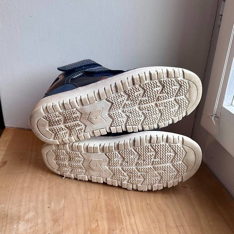 Schuhe für Jungen: Herbstschuhe Grösse 35 – Gebraucht aus Malans GR von aicul31 4