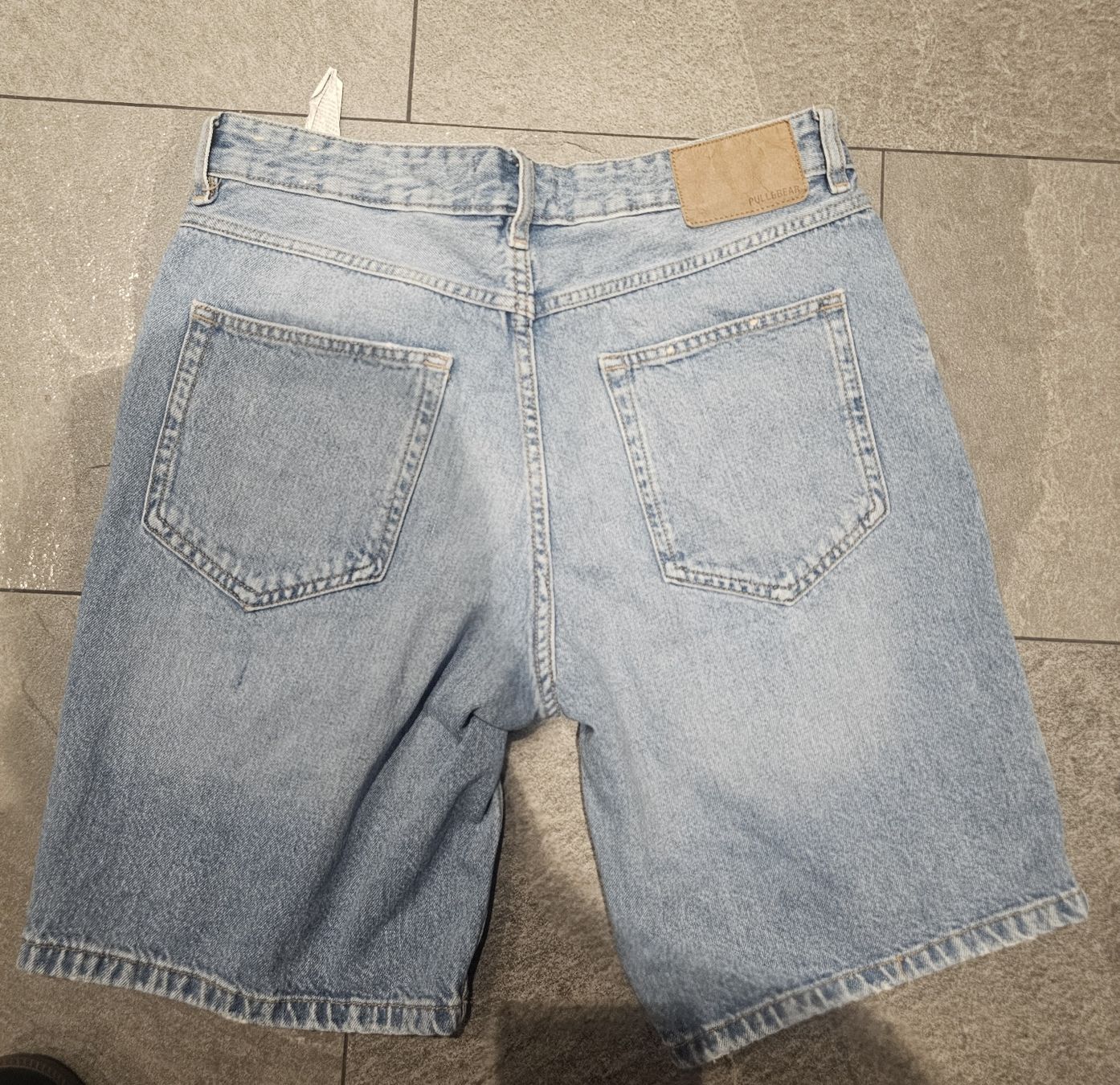 Pull&Bear Hosen: Pull & Bear Denim Shorts – Gebraucht aus Thun von cia_lc5s 1