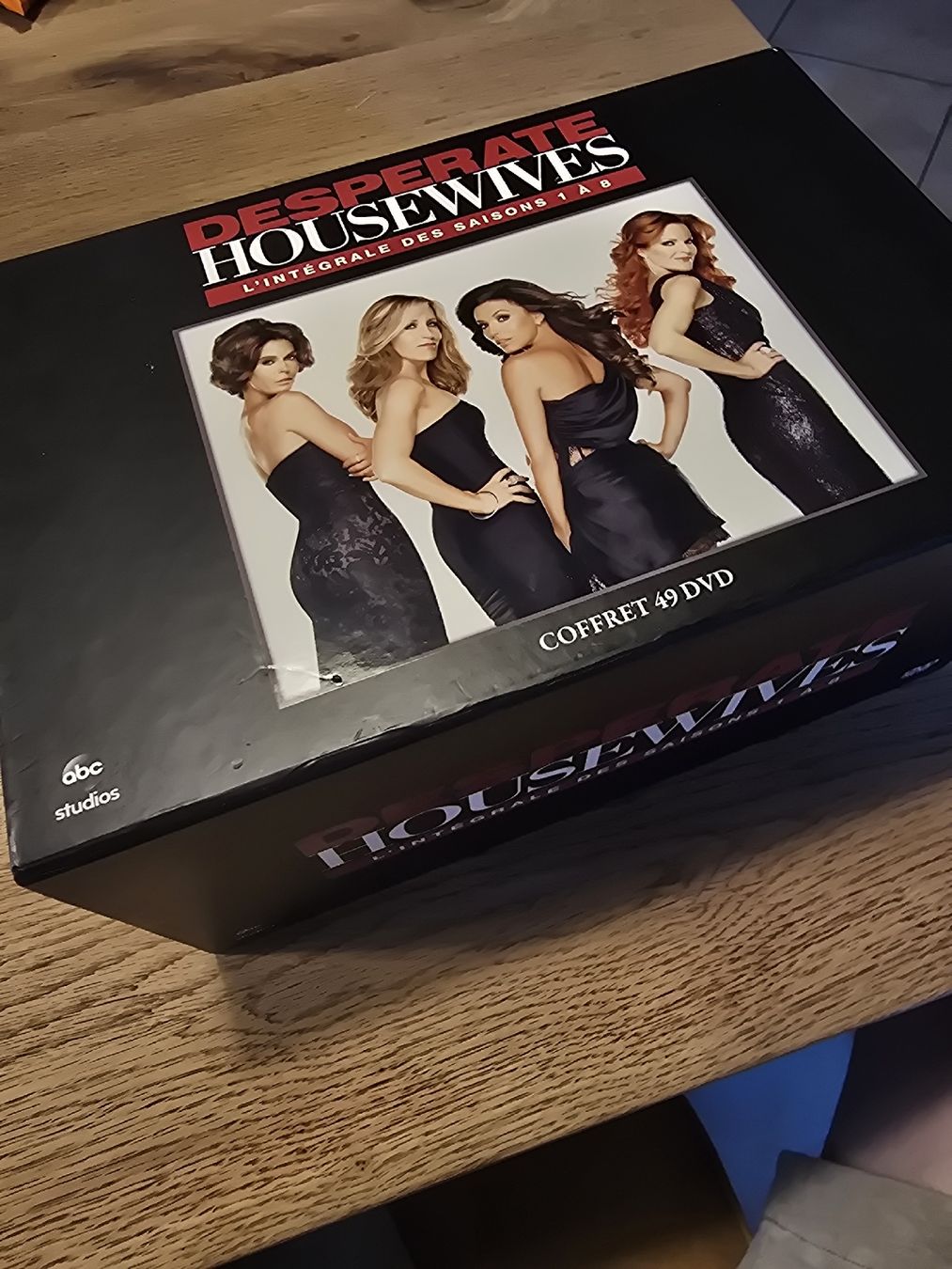 Tous les DVDs: desperate housewives coffret – D'occasion à Le Locle par Marc9194