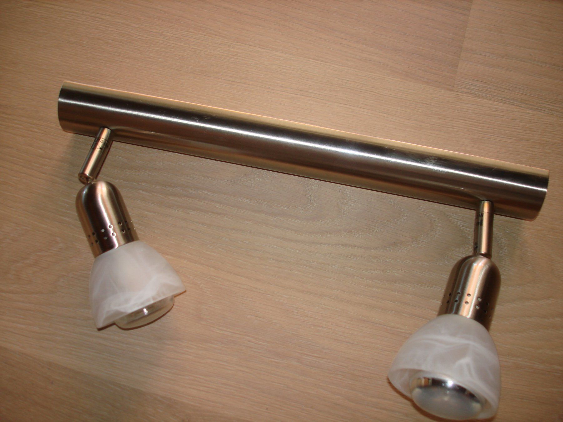 Lustres & lampes de plafonds: Deckenlampe Edelstahl 2 Spots gebraucht – D'occasion à Gossau ZH par Crfurrer 1