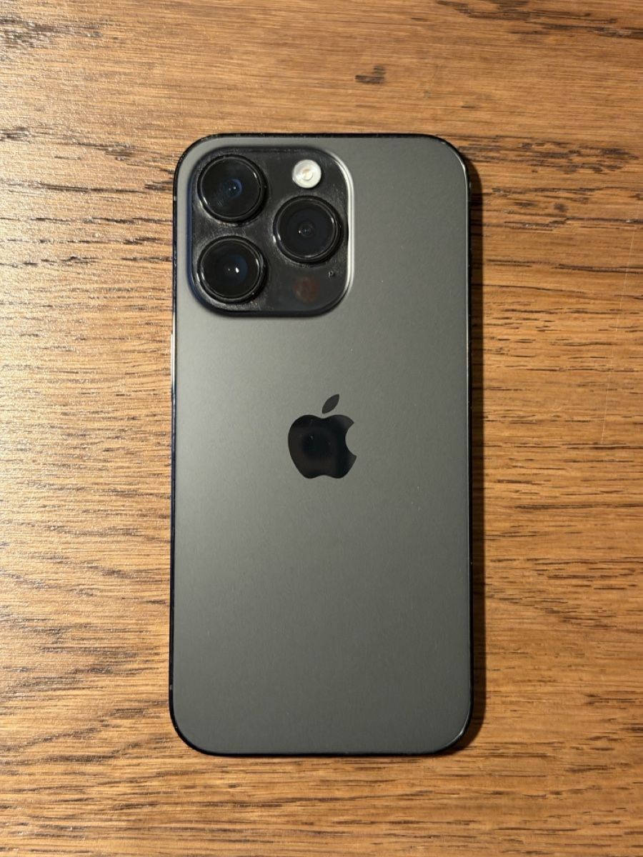 Apple Telefoni cellulari / Smartphones: Apple iPhone 14 Pro, 256 GB, Space Black – Usato da Uster venduto da Johndapeanut