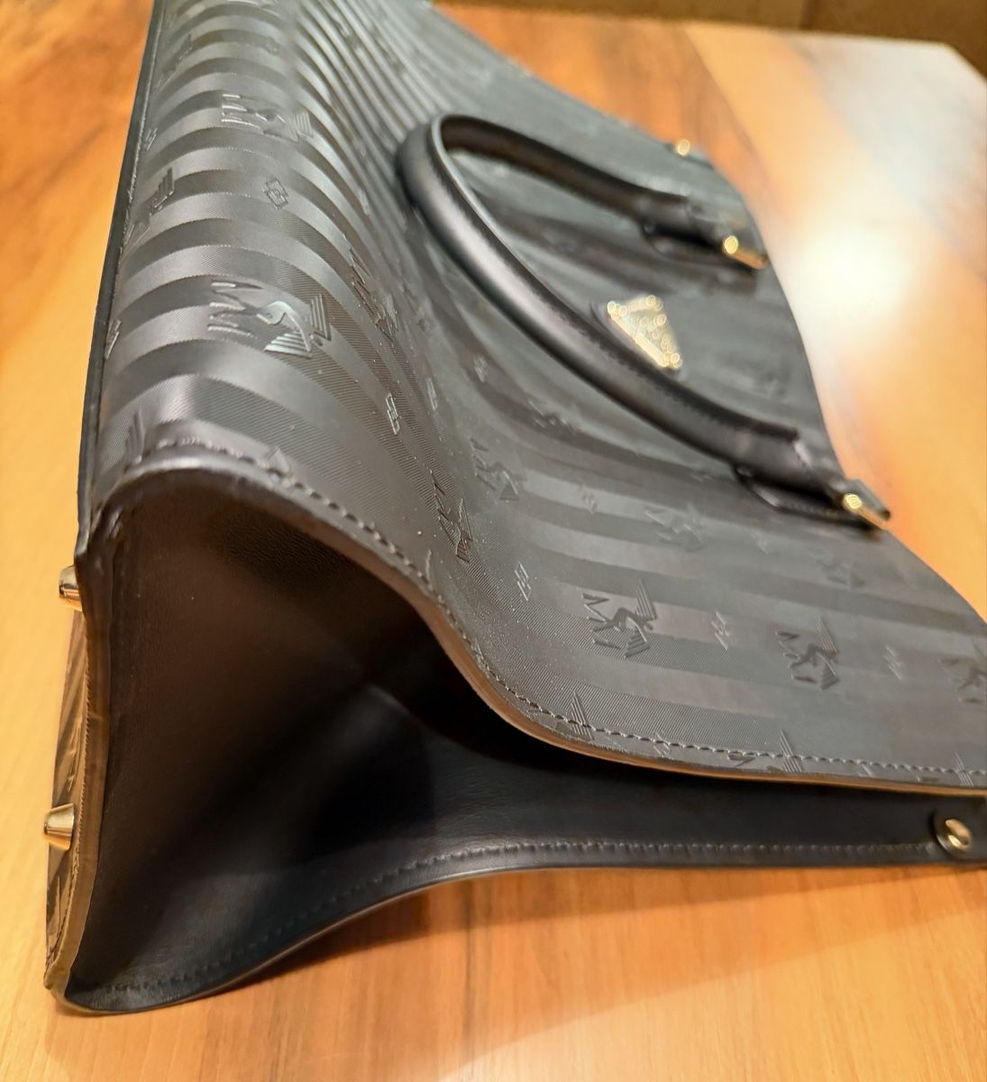 Maison Mollerus Taschen für Damen: Maison Mollerus Tasche schwarz/gold – Neu (gemäss Beschreibung) aus Muotathal von lil_pq5n 3