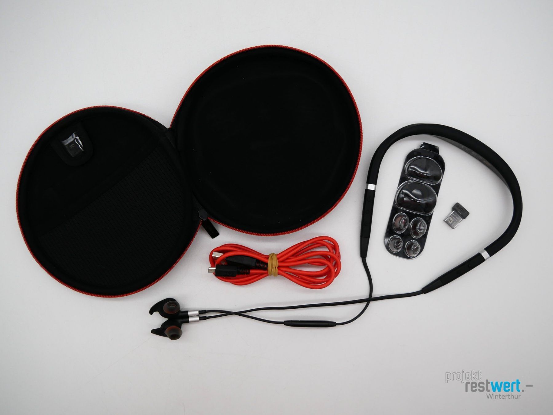 Jabra Cuffie: Jabra Evolve 75e Bluetooth Office Headset – In-Ear – Usato da Winterthur venduto da Restwert_Winterthur