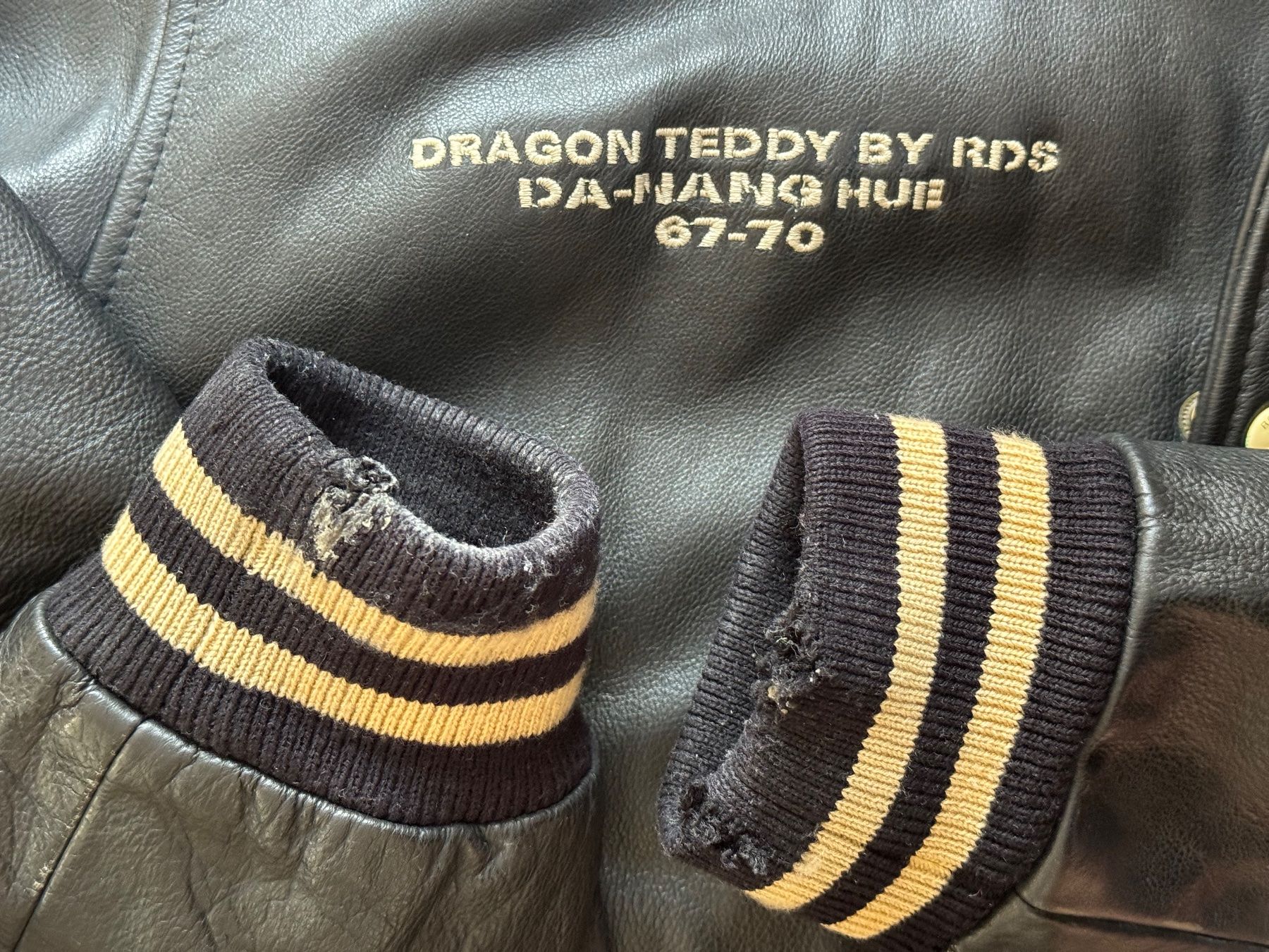 Vestes: RedSkins Dragon Teddy Jacke Schwarz – D'occasion à Malans GR par Maurus9958 7