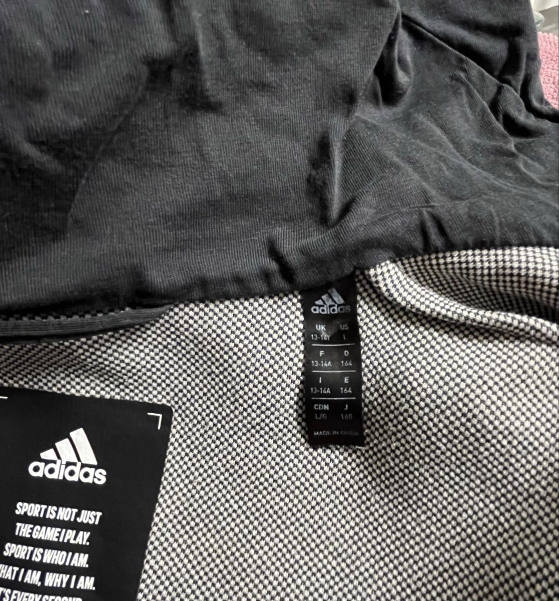 Adidas Giacche: Graue Adidas Trainer Jacke Gr. 164 – Usato da Biberist venduto da Bidu18 3