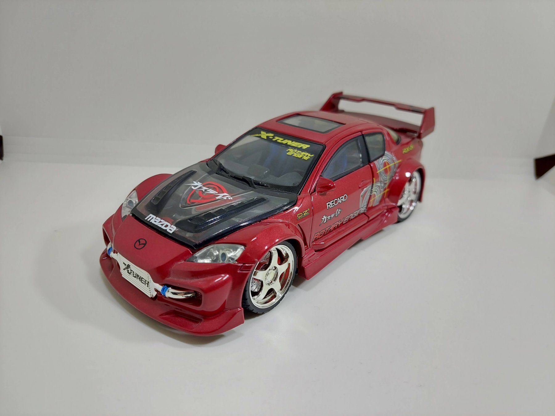 Mazda Modellini d'auto: 1:24 Mazda RX-8 Kentoys – Usato da Cugnasco venduto da AndyAlfa