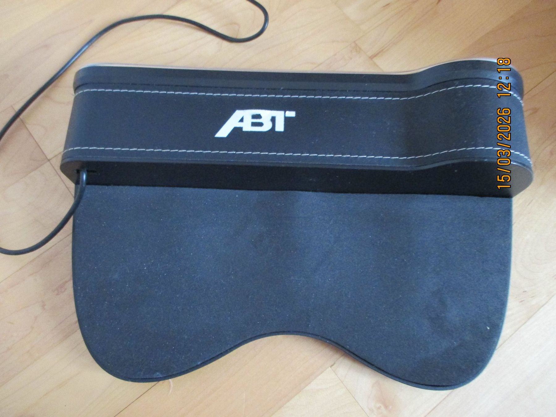 Caricabatterie: Autositz Organizer mit USB Ladegerät Audi – Usato da Lichtensteig venduto da Flammi 2