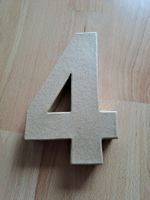 Zahl 4, Pappkarton