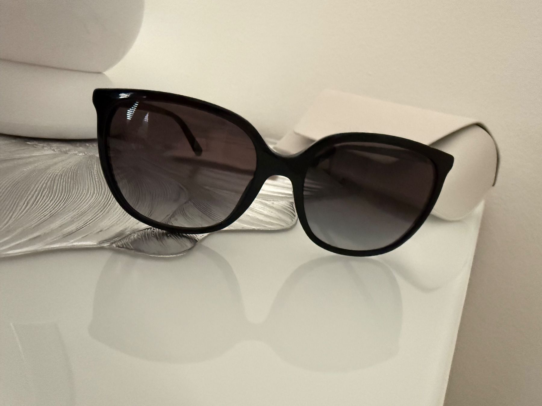 Michael Kors Occhiali & Lenti: Lunettes de soleil Michael Kors – Nuovo e nell'imballaggio originale da Sion venduto da ami_q6wn 1
