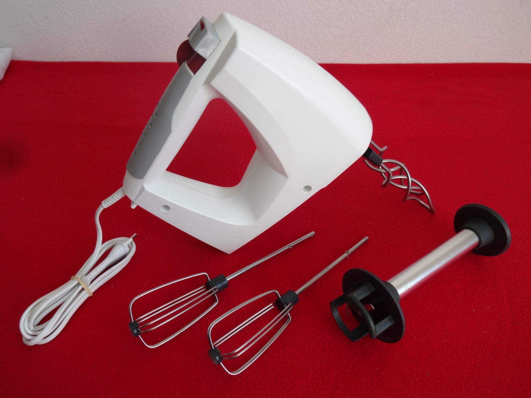 Mio Star Elettrodomestici da cucina: * Miostar advance * Handmixer / 300 Watt – Usato da Frauenfeld venduto da rey06 5