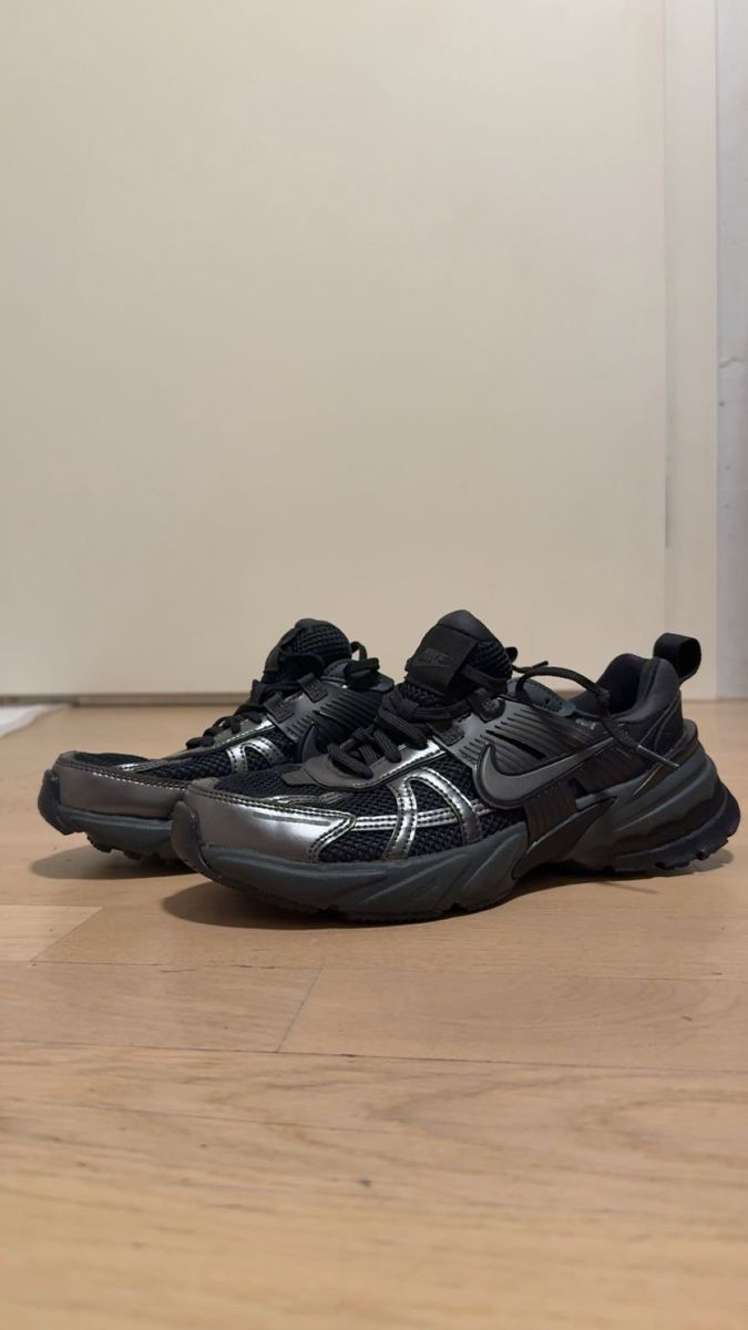 Nike Scarpe da uomo: Nike V2K Run Black – Nuovo (secondo la descrizione) da Aubonne venduto da sad_8mlz 6