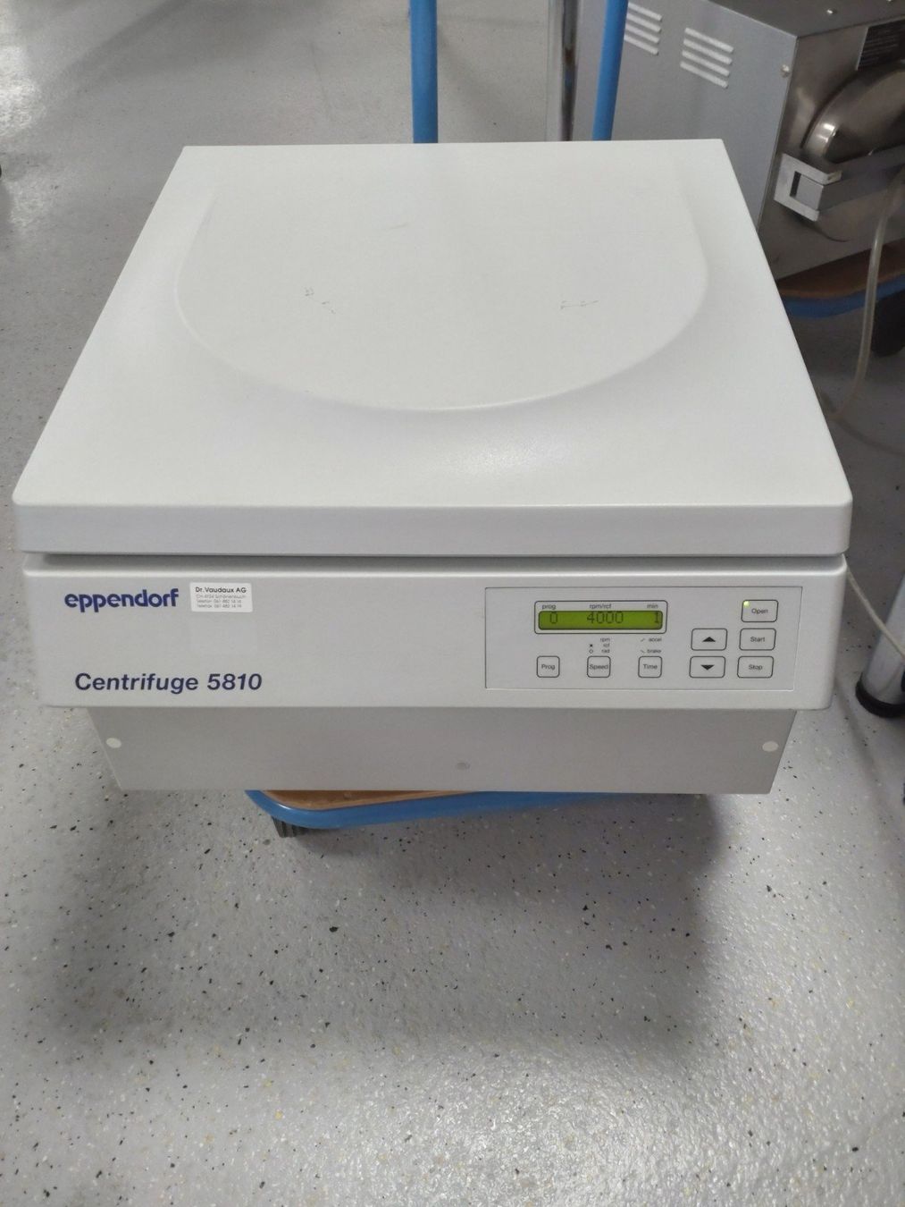 Attrezzature mediche: Zentrifuge 5810 Eppendorf – Usato da Seedorf UR venduto da Skywalker89
