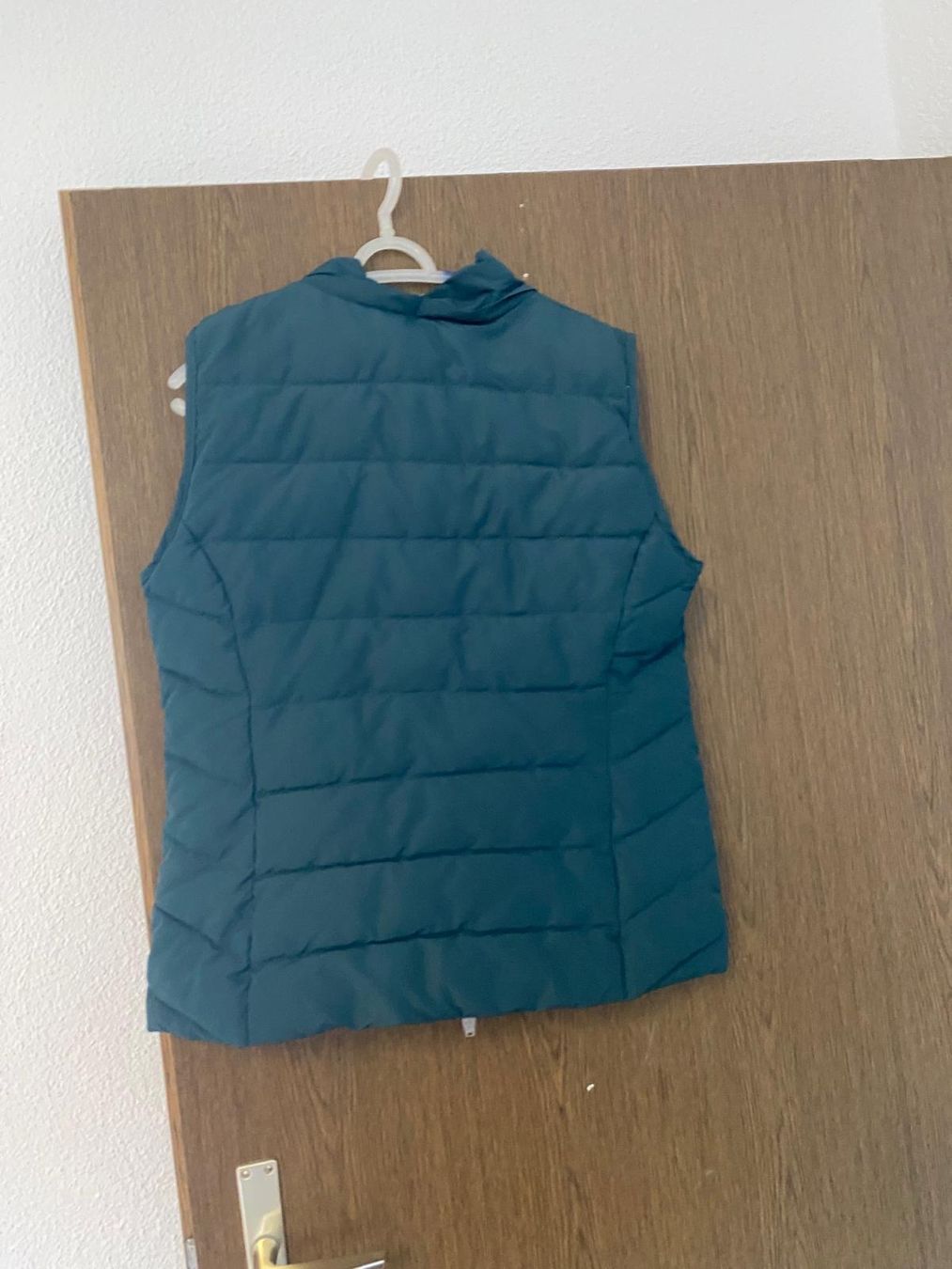 Tom Tailor Gilets & Westen: Daunengilet Tom Tailor gr. L – Gebraucht aus Mettendorf TG von Scda3 1