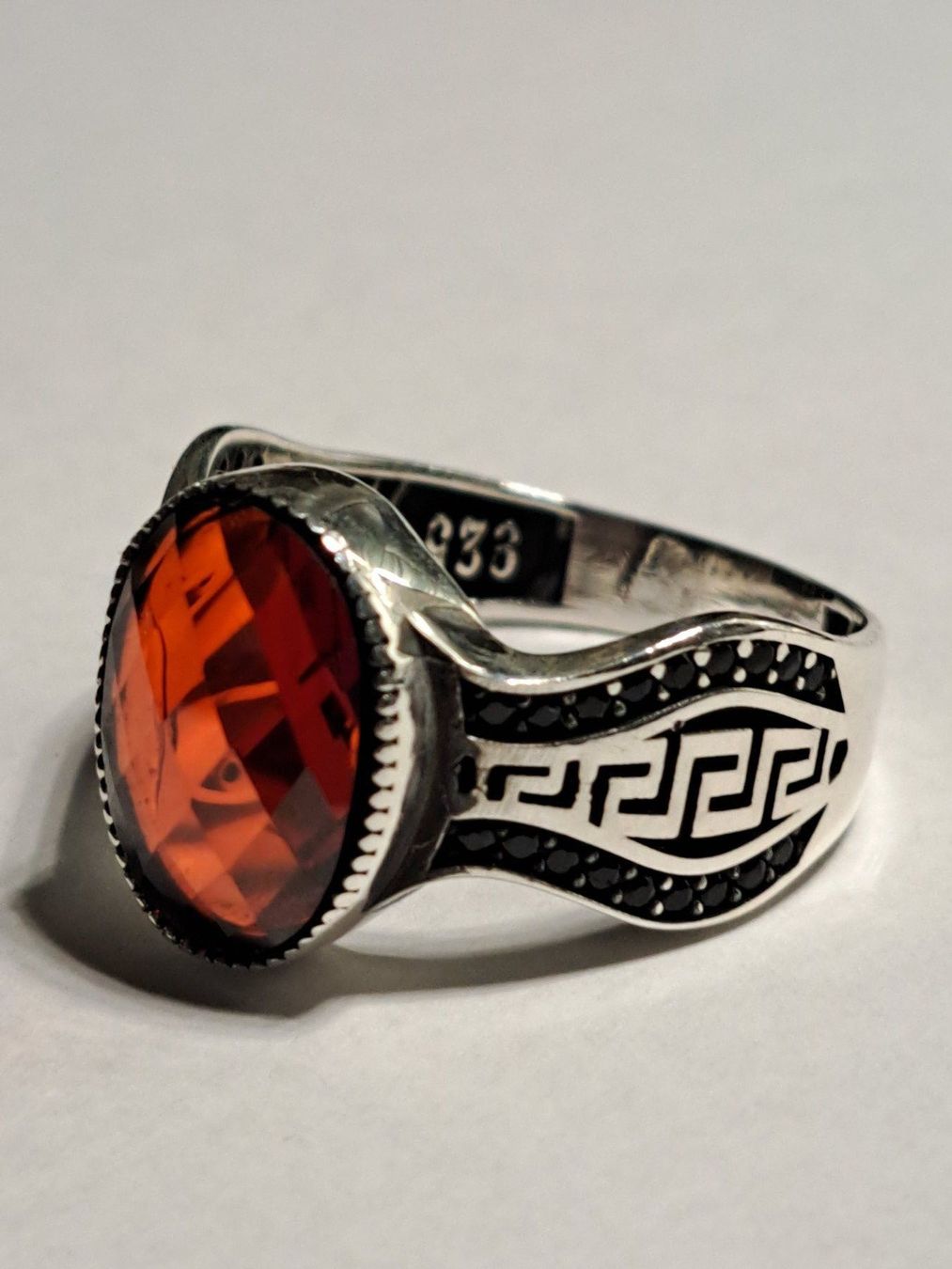 Ringe: 0048 - Bague en argent, Zircon rouge, taille 66 – Neu und originalverpackt aus Neuchâtel von NIDAVELIR 1