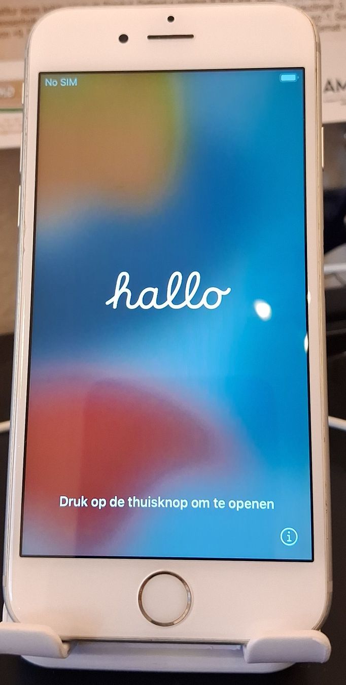 Apple Portables: iPhone 6s 64GB Silber Weiss + Apple Headset Kabel Stecker 📱 – D'occasion à Effretikon par SEMOUNA 4