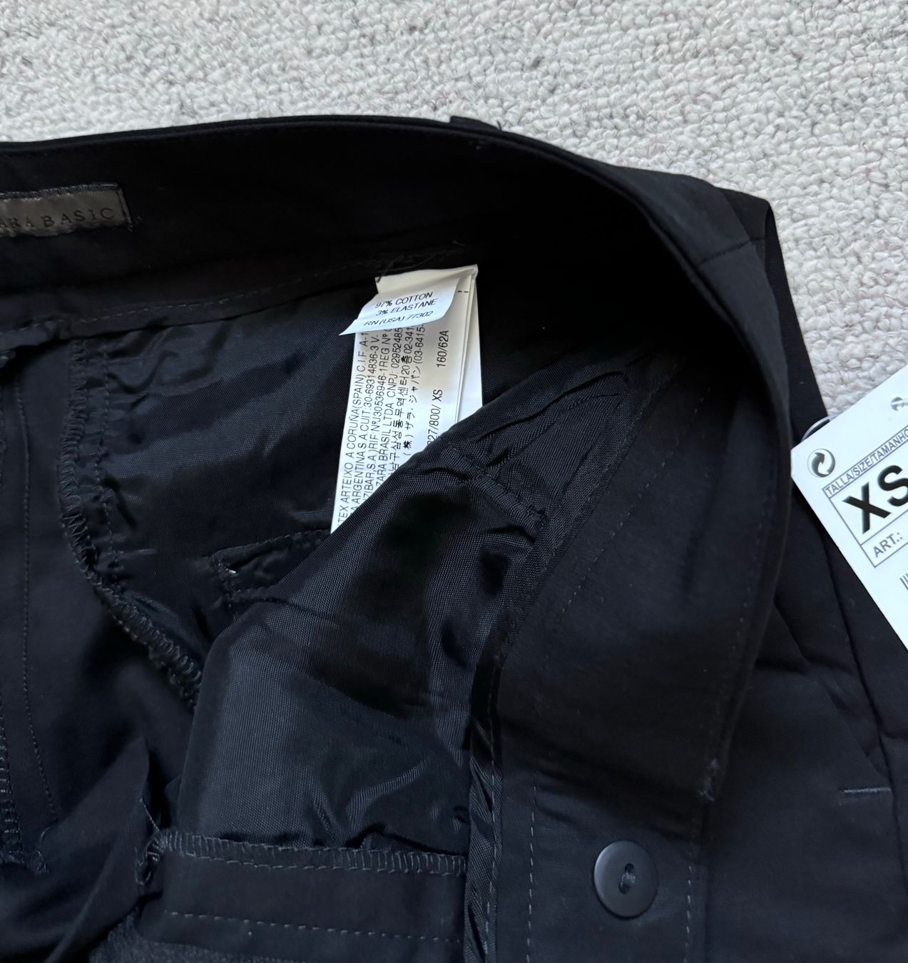 Zara Pantaloni: Short " Zara Basic " noir – Nuovo (secondo la descrizione) da Echandens venduto da pepite30 2