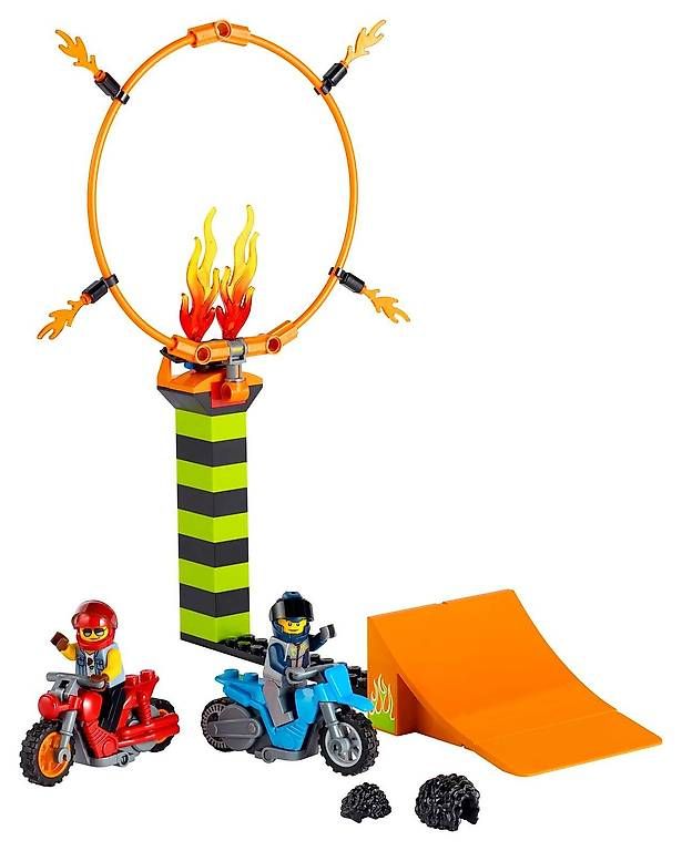 Jouets: Lego 60299 "Le spectacle des cascadeurs" – D'occasion à Chavannes-de-Bogis par sbioley