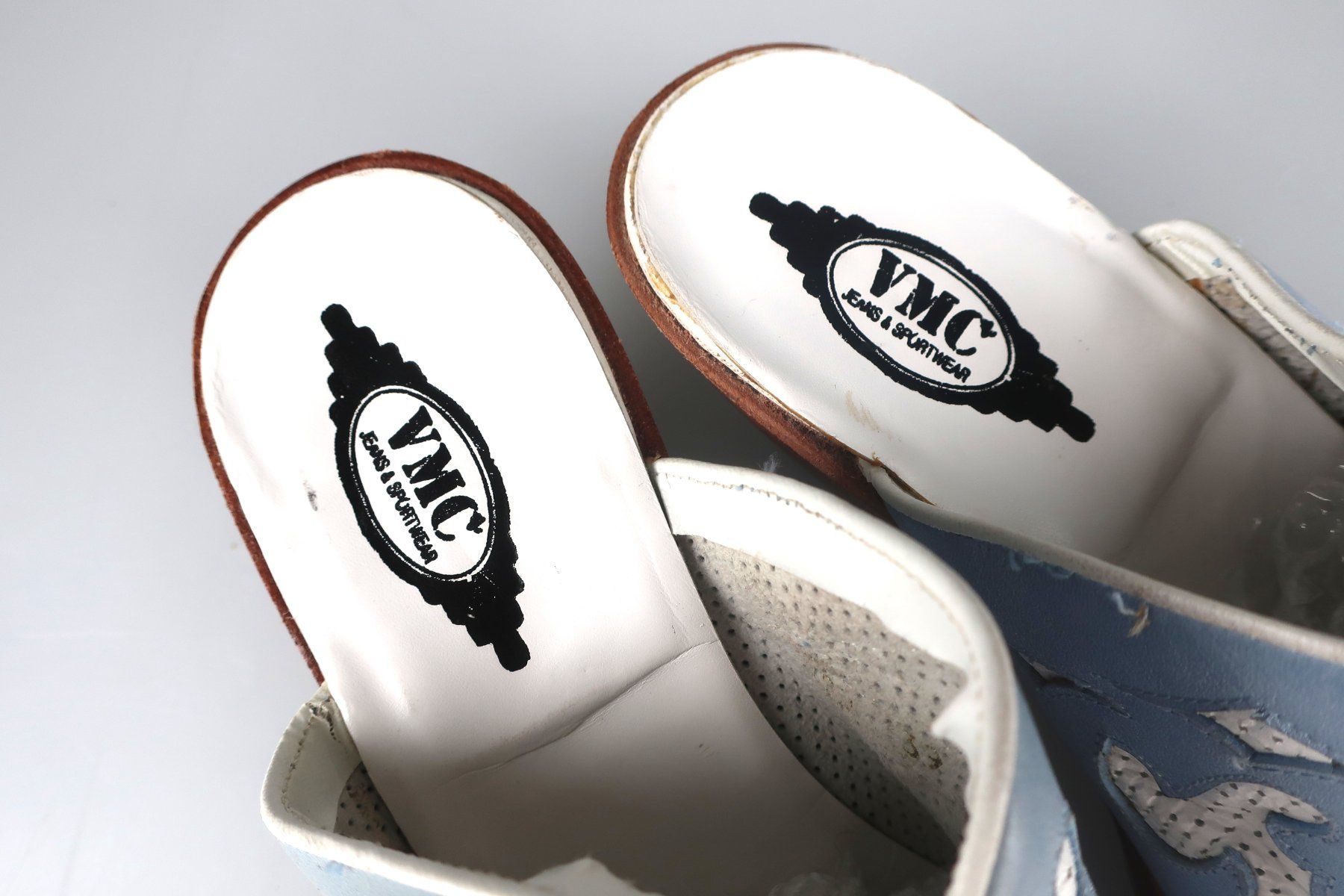 Damenschuhe: VMC Pantoletten, hellblau/weiss – Gebraucht aus Volketswil von brockipfannenstil 4