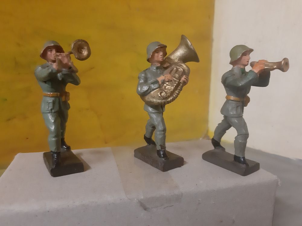 Jouets: 3 musiciens suisses Lineol – D'occasion à Monthey par Jmbois 1
