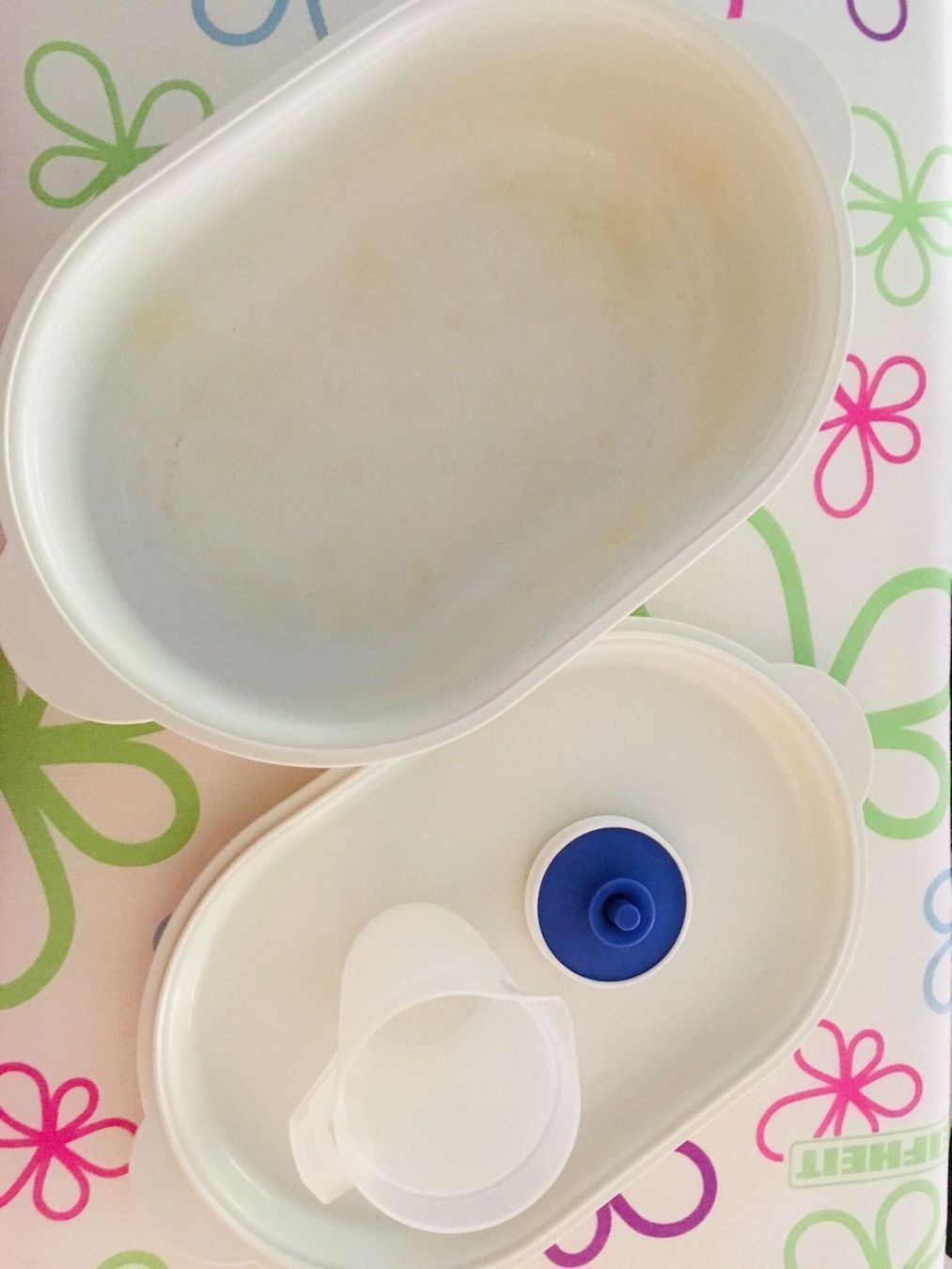 Tupperware Contenitori & Simili: Tupperware 2 Stück – Usato da Bellinzona venduto da LuganoBoutique 2
