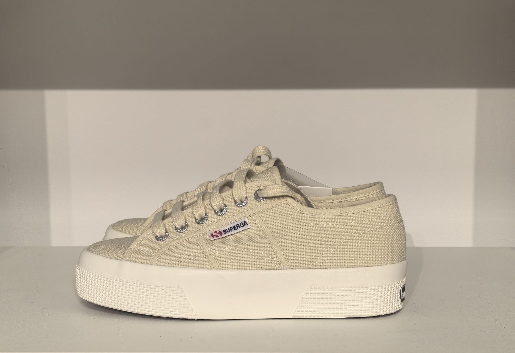 Superga Scarpe da donna: Superga Sneakers – Nuovo e nell'imballaggio originale da Bad Ragaz venduto da AKahlon