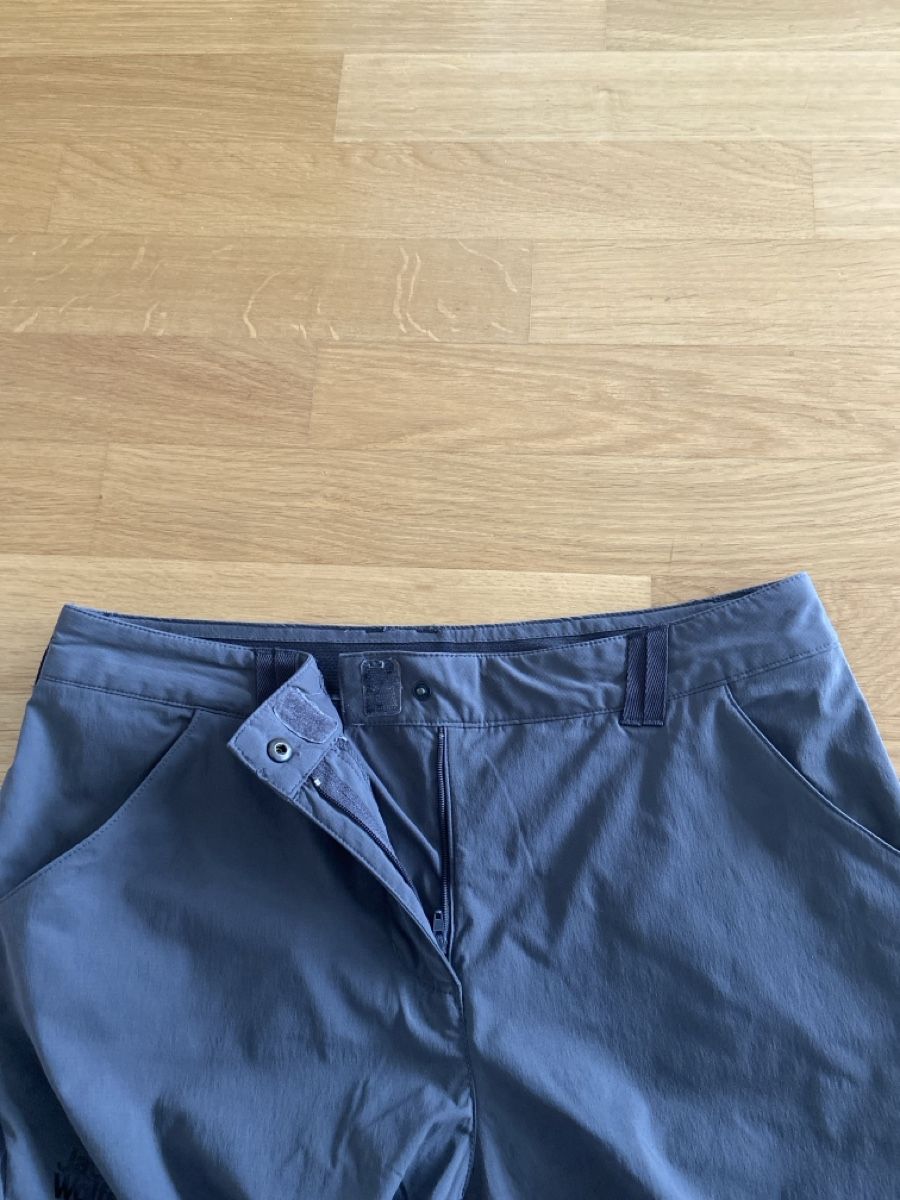 Jack Wolfskin Pantaloni: Jack Wolfskin Caprihose Gr. 38 Grau – Usato da Sisseln AG venduto da XBL-Rotstein 4