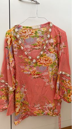 Sommerliches Blumenbluse (Marke:hot lava), Grösse