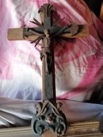Ancien Christ en bois 18 ème.