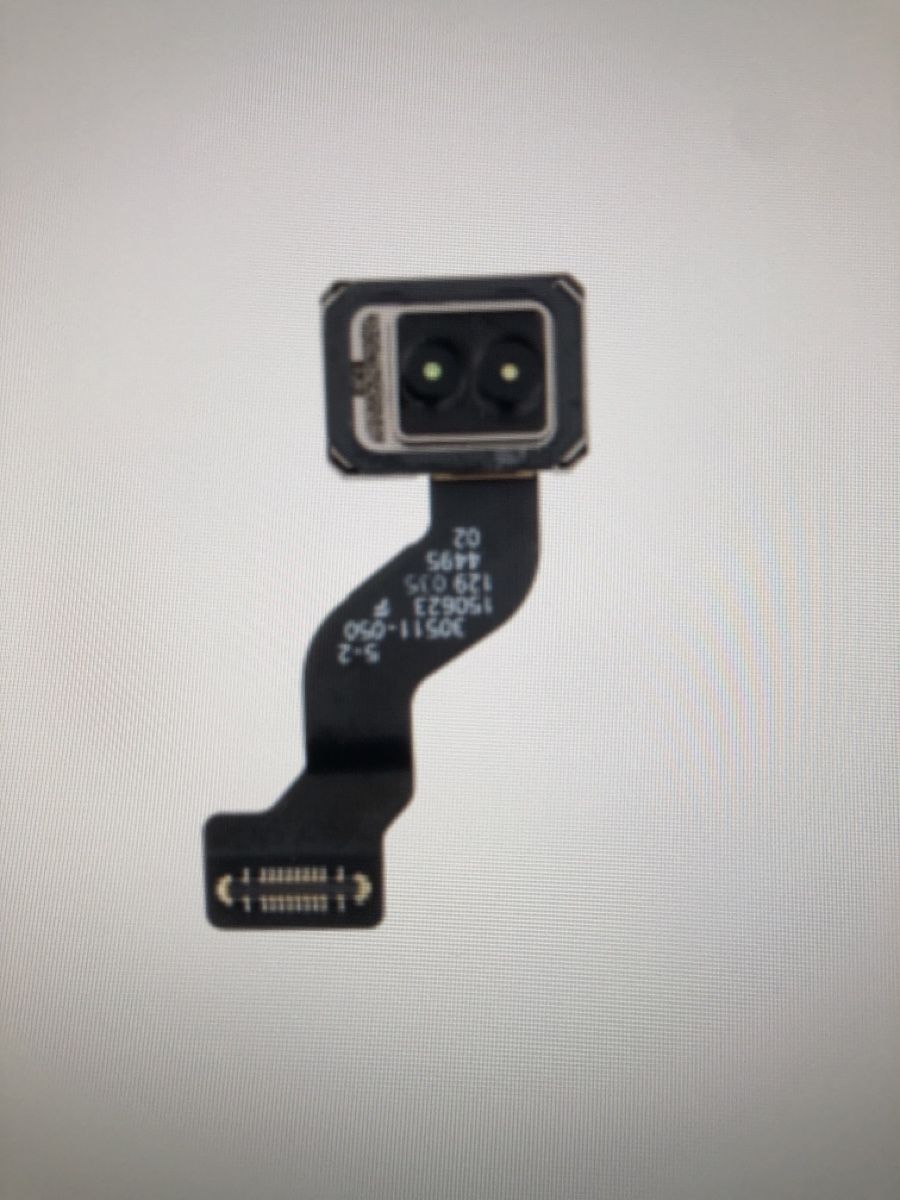 Apple Telefoni cellulari / Smartphones: Iphone 15 pro max infrared radar scanner  – Nuovo e nell'imballaggio originale da bern venduto da reptechnic