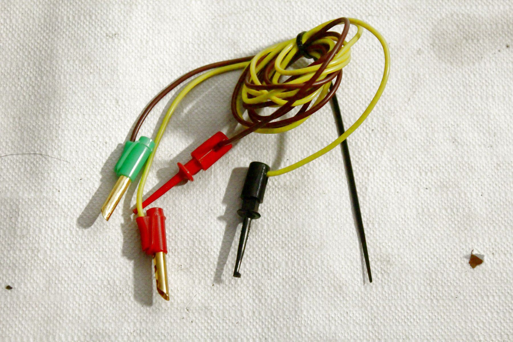 Misurare: Kleines MULTIMETER mit diversen Kabel, funktionsgeprüft – Usato da Bern venduto da Vitaneuf 6