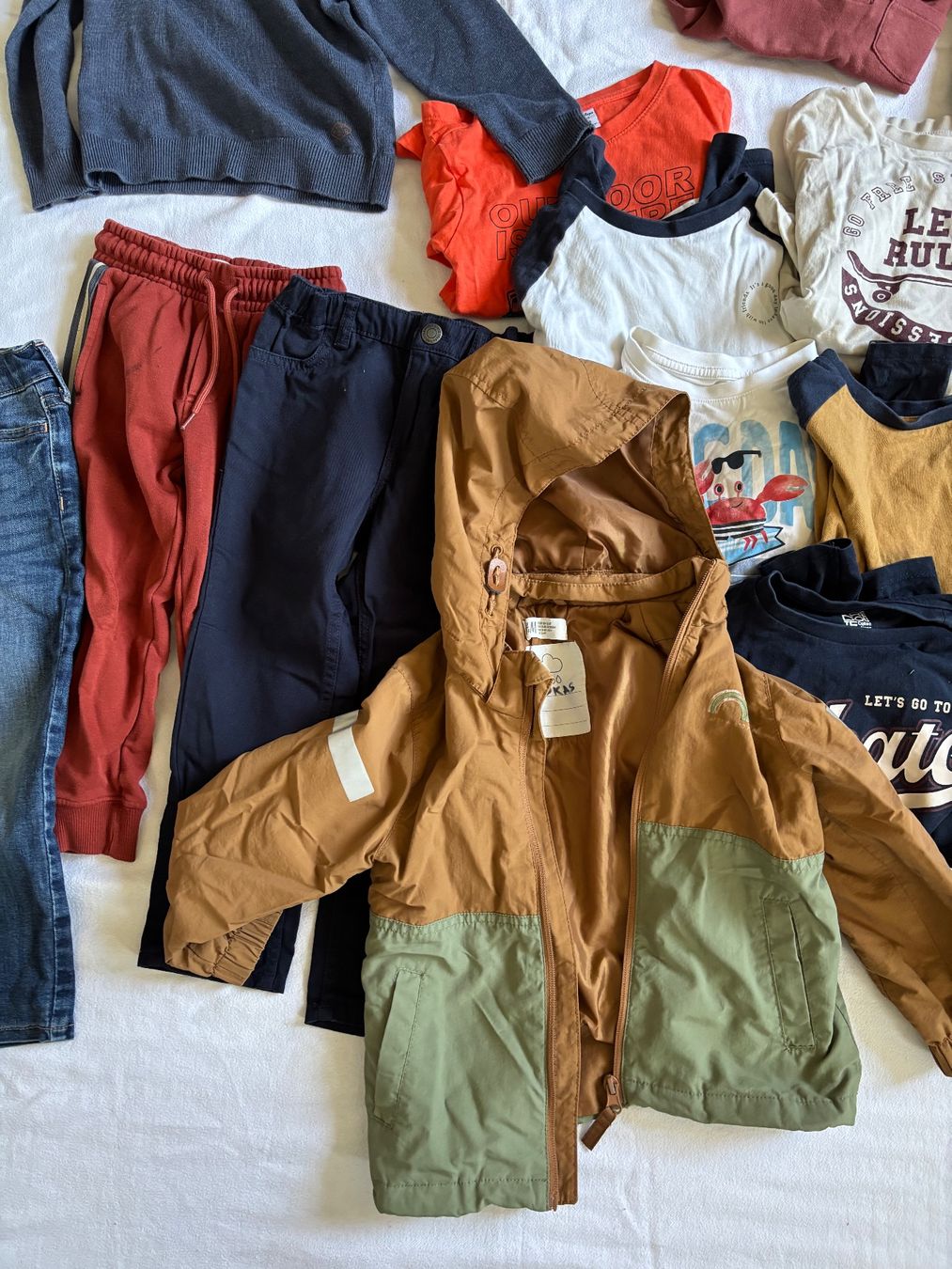 Lotti & Set di vestiti: Junge Buben Boy Kleiderpaket Grösse 104 - 18 Stück – Usato da Mülligen venduto da atwag 6