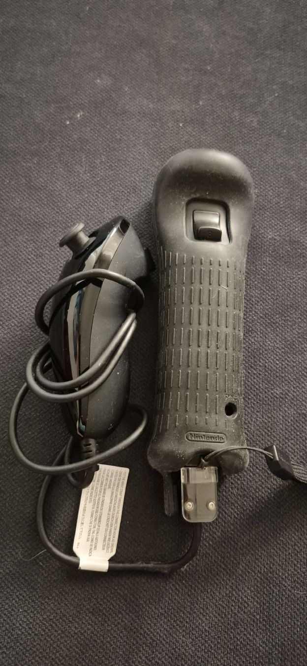 Nintendo Controller: WII CONTROLLER MANETTE NINTENDO NOIRE MOTION PLUS INSIDE – Usato da Grand-Lancy venduto da luc111 2