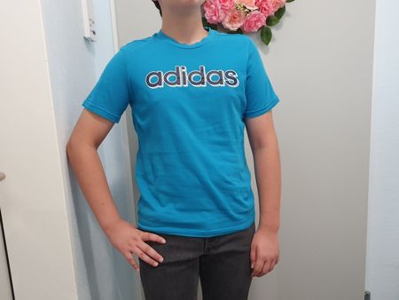 T-Shirt adidas für Jungen, Grösse 152