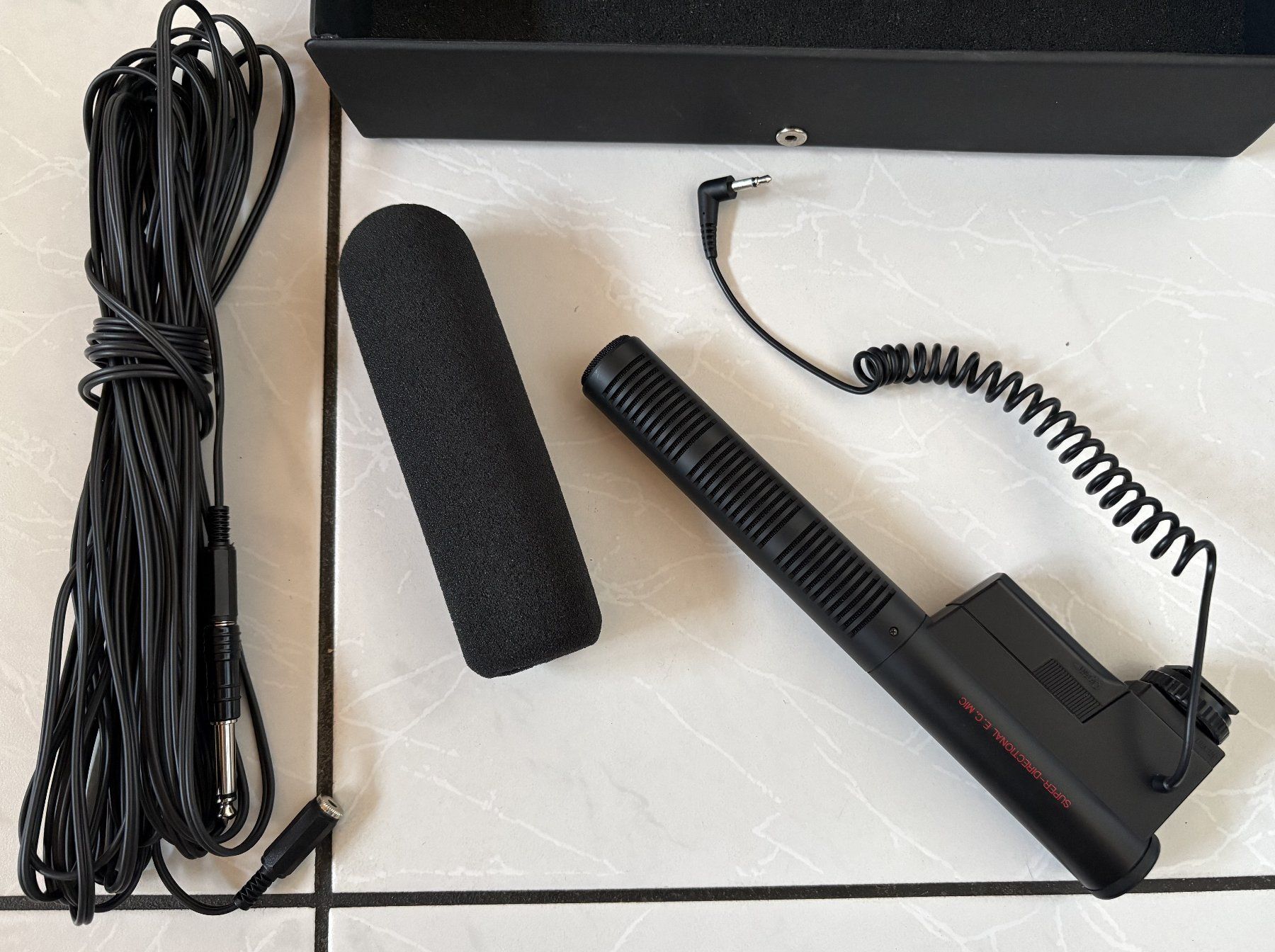 Panasonic Microphones: Panasonic RP-VM130E  Mikrofon – D'occasion à Neukirch-Egnach par Phion 2