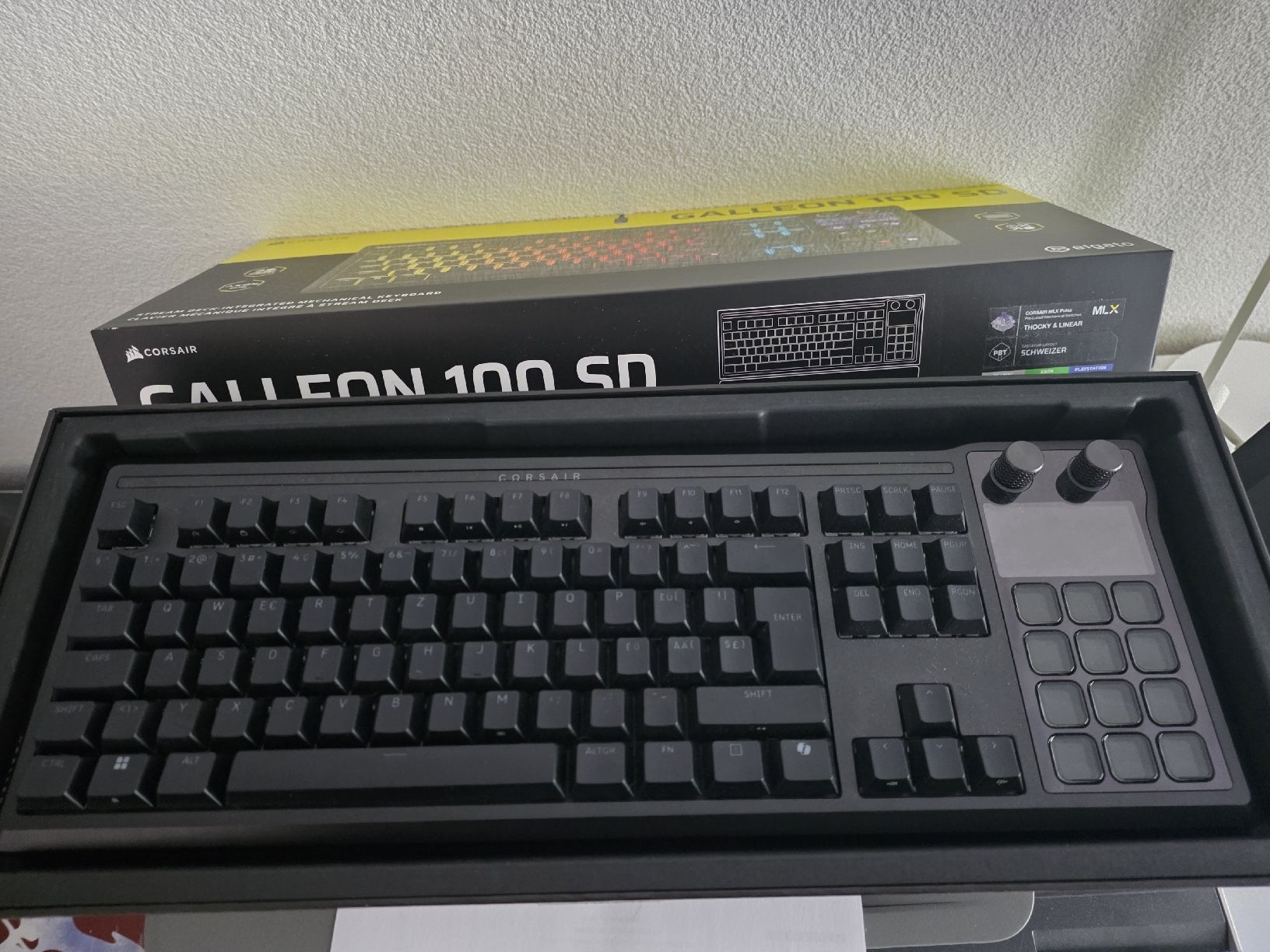 Corsair Tastiere: Corsair Gallon 100 SD – Nuovo (secondo la descrizione) da Vouvry venduto da ENEtikGaming 1