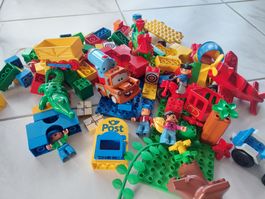 Duplo: Cars Hook, Flugzeug, Post, Traktor, Krokodil, Loki ..