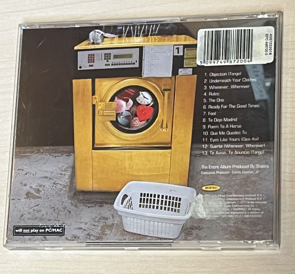 CD: SHAKIRA - LAUNDRY SERVICE – Usato da Dombresson venduto da joe_7p65 1