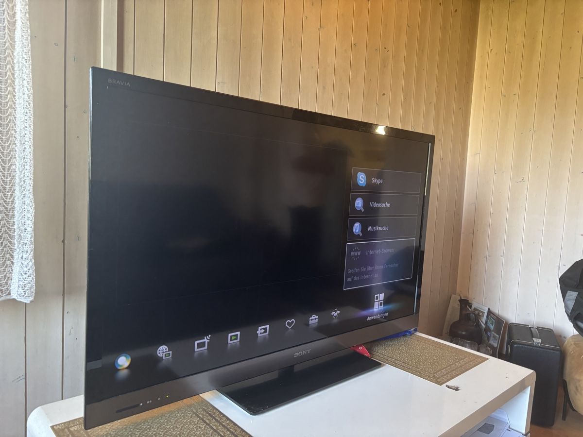 Sony Televisori: Fernseher SONY MODEL NO. KDL- 46EX520 – Usato da Oberägeri venduto da L0R1N_123 2